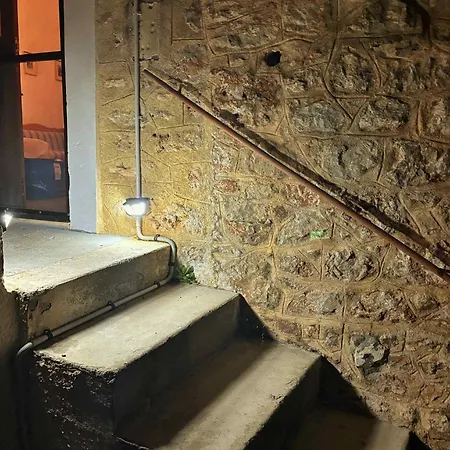 το σπίτι του καντήλα Prázdninový dům Leonídion
