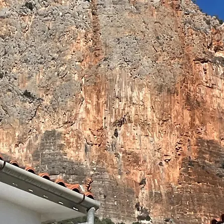 το σπίτι του καντήλα Prázdninový dům Leonídion