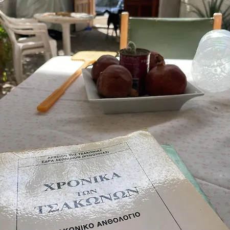 το σπίτι του καντήλα Leonídion