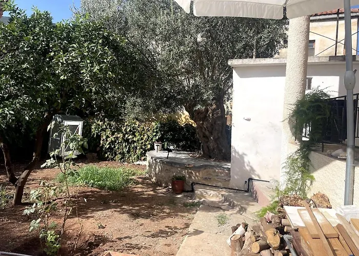 Το Σπίτι Του Καντήλα *