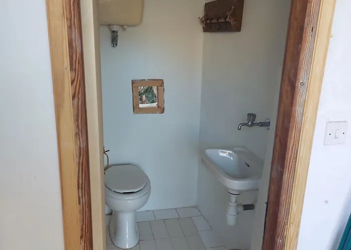 Το Σπίτι Του Καντήλα 펜션 Leonídion